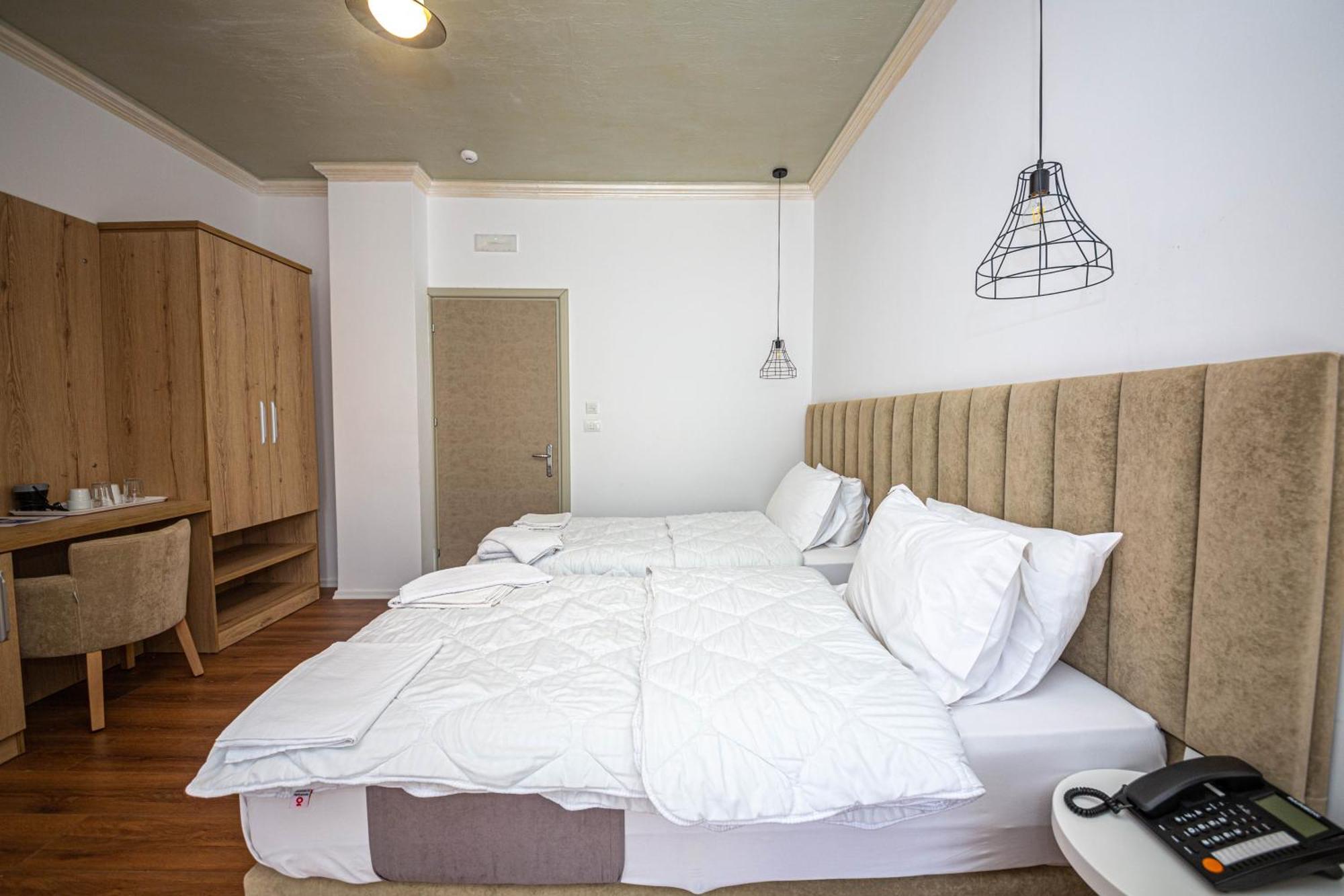 Hotel Murati Ksamil Ngoại thất bức ảnh